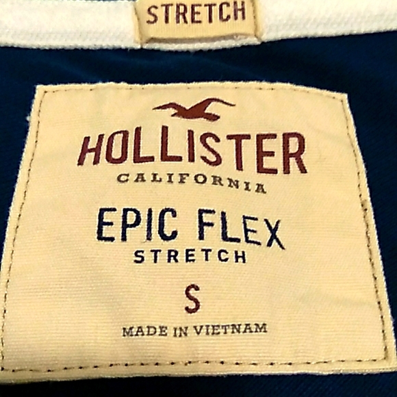 HOLLISTER MEN'S POLO. DEEP NAVY with RED LOGO. VERY NICE USED CONDITION!! - Picture 4 of 4